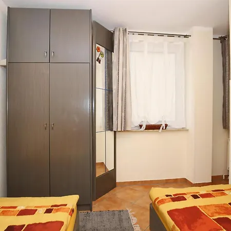 Apartment Poststrasse 32a 02